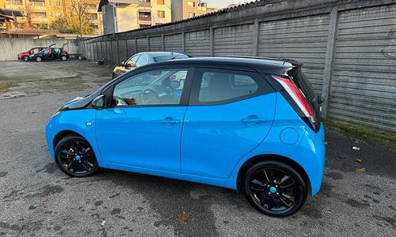 Toyota Aygo 2ª Serie...
