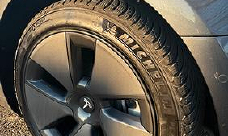 Tesla Model 3 Long R...