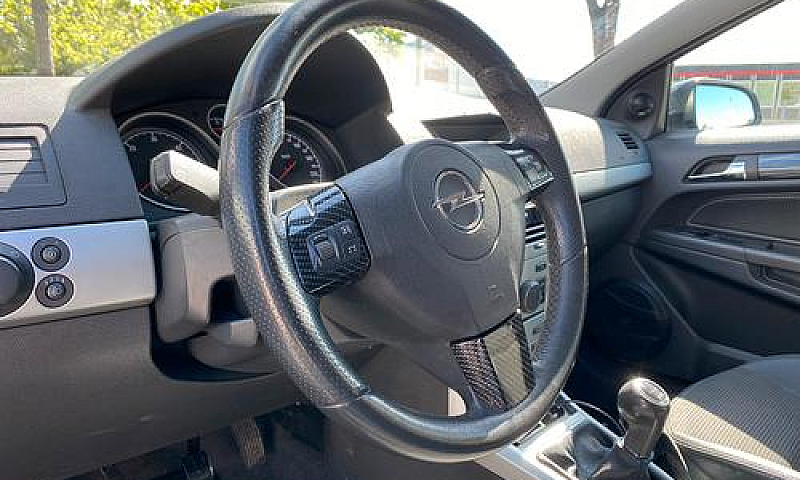 Opel Astra H 1.7 Cdt...
