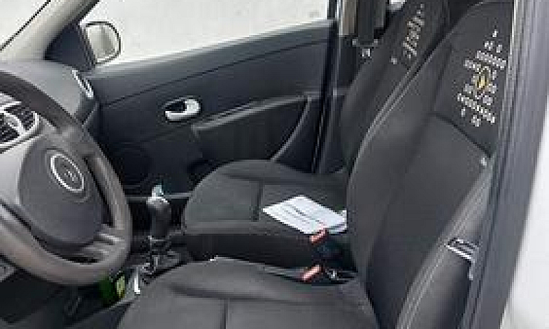Renault Clio 1.2 16V...