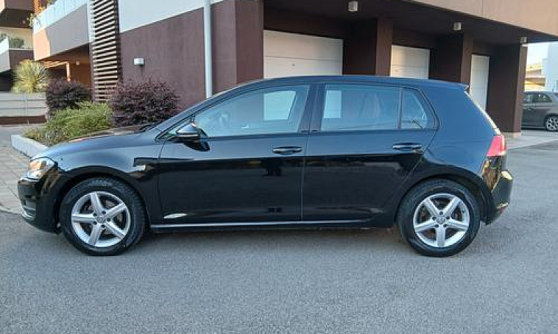 Volkswagen Golf 1.2 ...