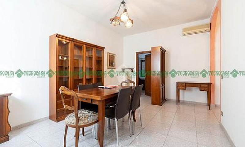 4 Locali A Castelfra...