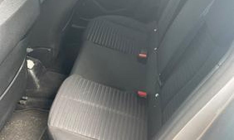 Peugeot 208 Puretech...