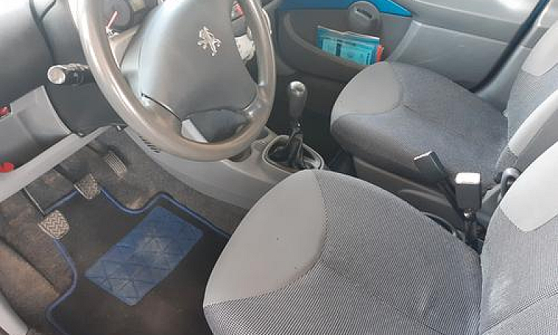 Peugeot 107 1.0 68Cv...