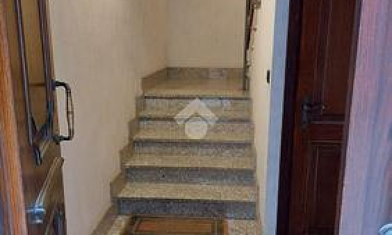 3 Locali A Ciriè...
