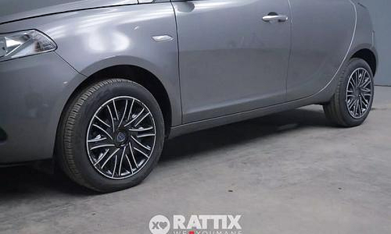 Lancia Ypsilon Iii 2...