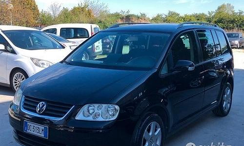 Volkswagen Touran Un...