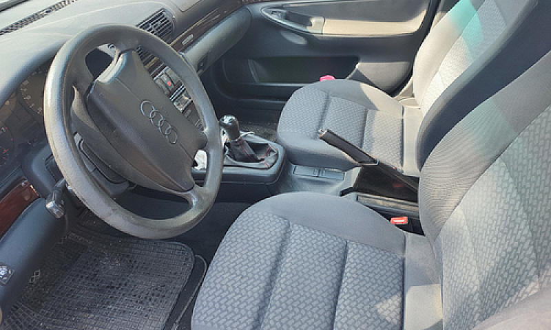 Audi A4...