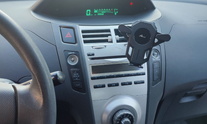 Toyota Yaris 1.0 Ben...