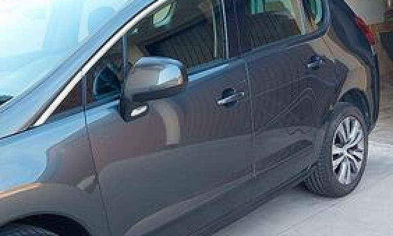 Peugeot 3008...