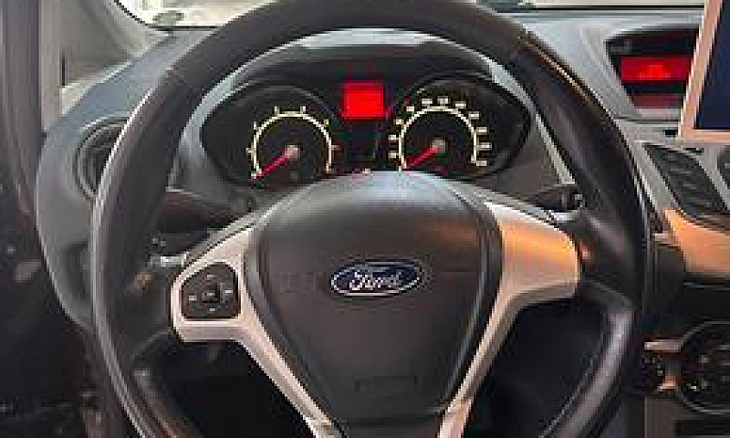 Ford Fiesta 1.4 5 Po...