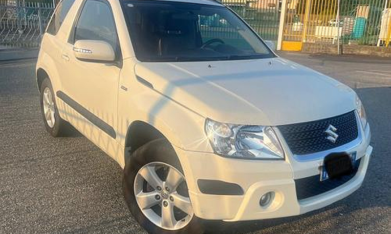 Suzuki Grand Vitara ...