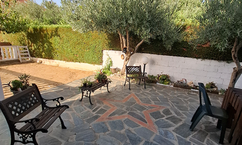 Casa Bifamiliare...