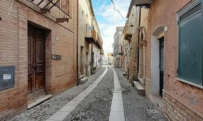 Monolocale A Ururi...