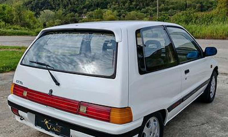 Daihatsu Charade Tur...