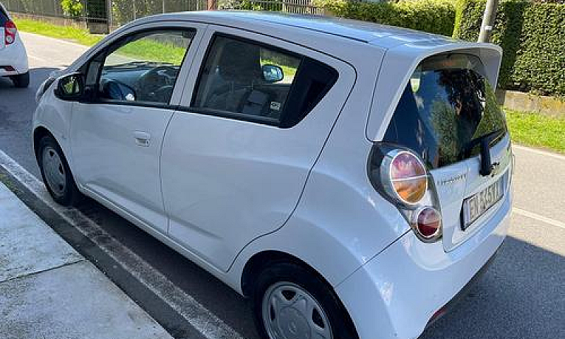Chevrolet Spark 1.0 ...