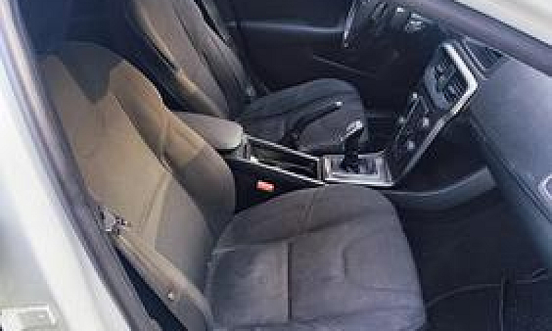 Volvo V40 Cross Coun...