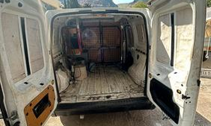 Ford Transit 2007...