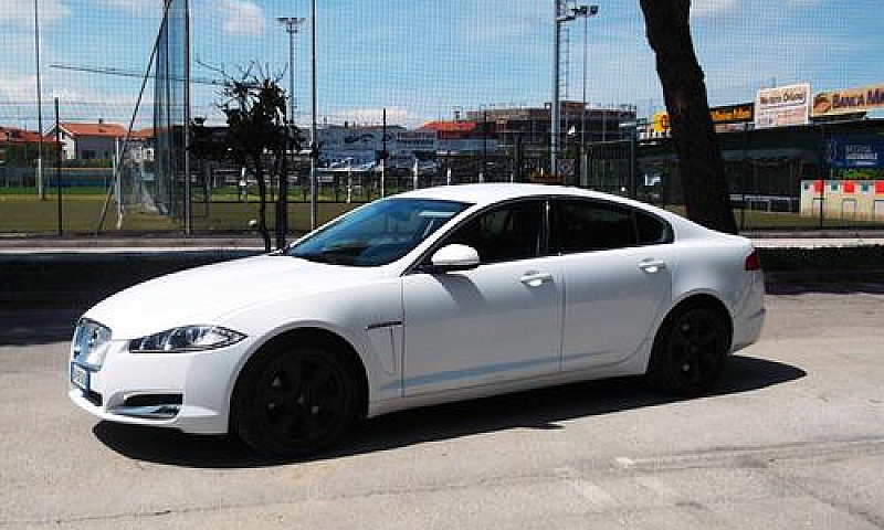 Jaguar Xf 2.2 Cdi Fu...