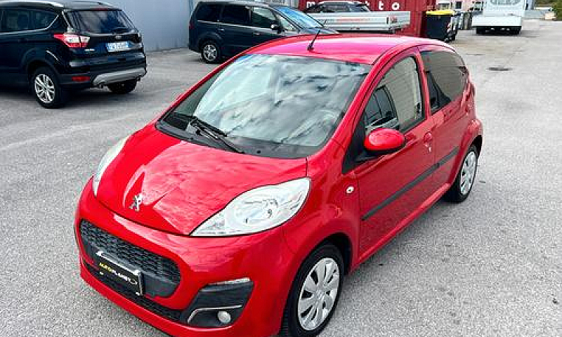Peugeot 107 1.0 68Cv...