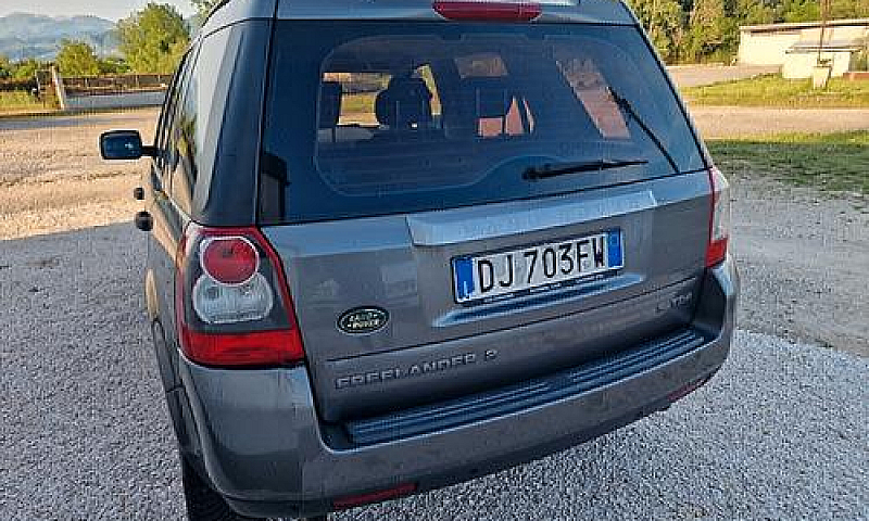 Land Rover Freelande...