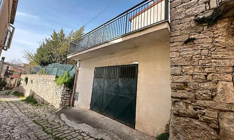 Vinchiaturo - Casa C...