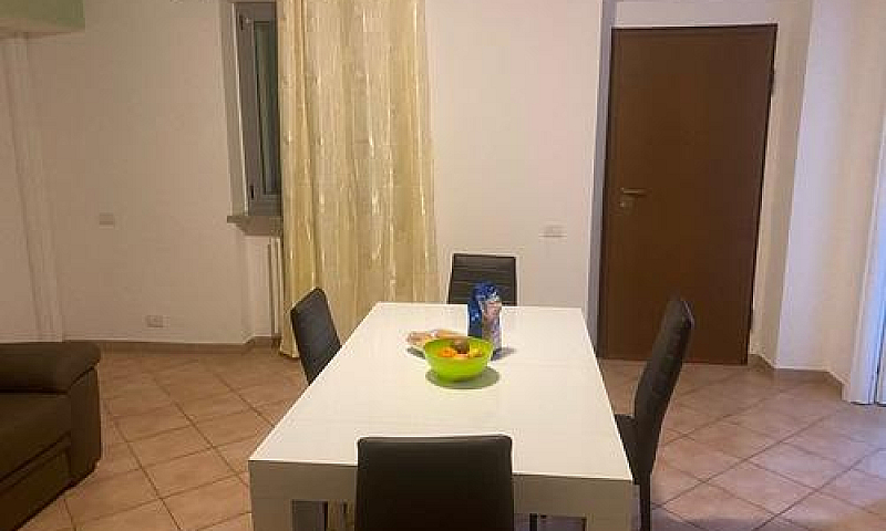Trilocale A Castel S...