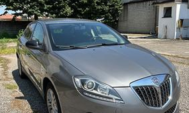 Lancia Delta 1.4 T-J...