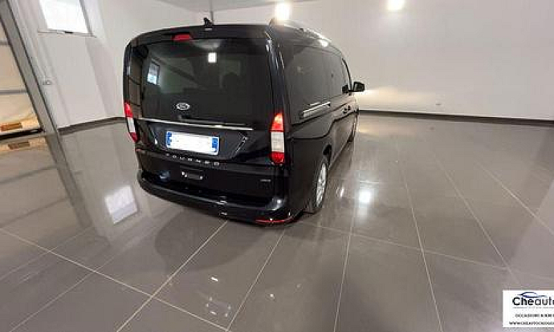 Ford - Tourneo Conne...