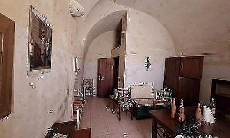 Trivani Con Terrazzo...