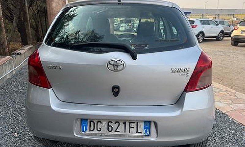 Toyota Yaris No...