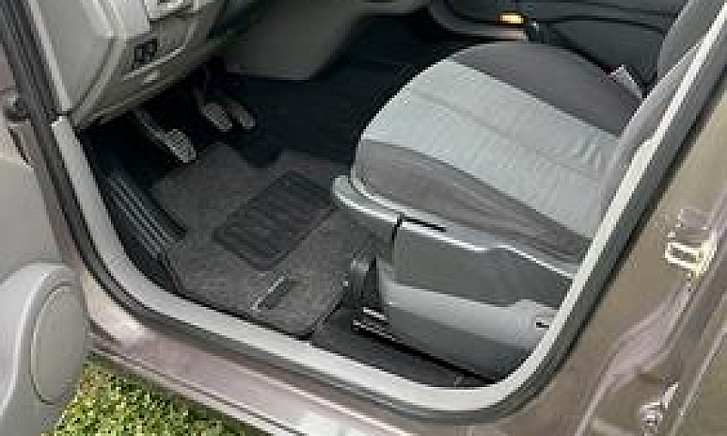 Renault Scenic...