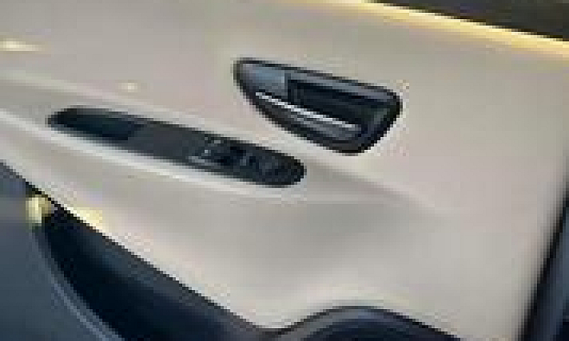 Lancia Ypsilon...