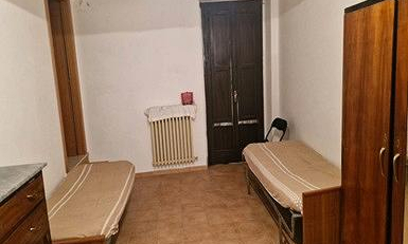 Caratteristico Appar...