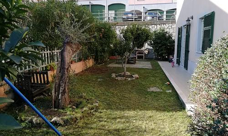 Appartamento Con Gia...