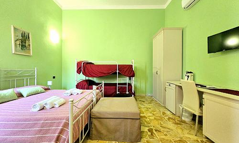 Residenza Con Divers...