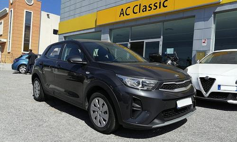 Kia Stonic Urban 1.6...