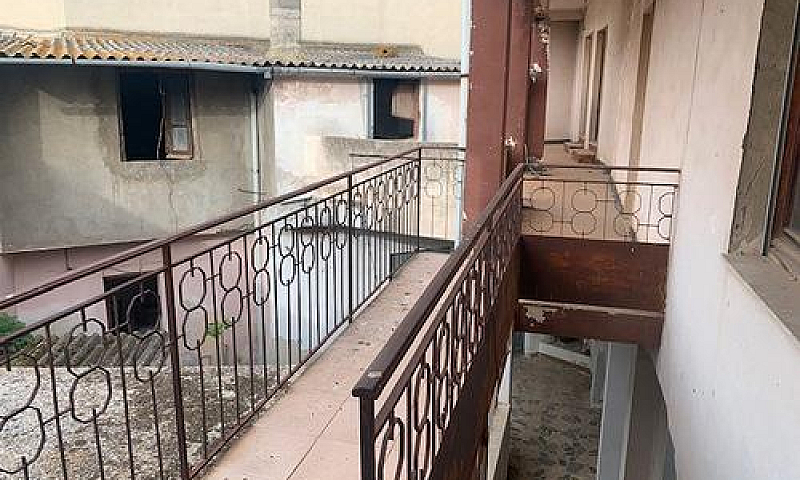 Donori, Via Vittorio...
