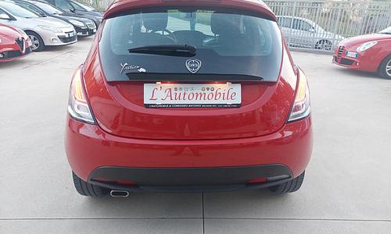 Lancia Ypsilon 1.3 M...