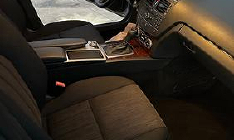 Mercedes-Benz C 220 ...