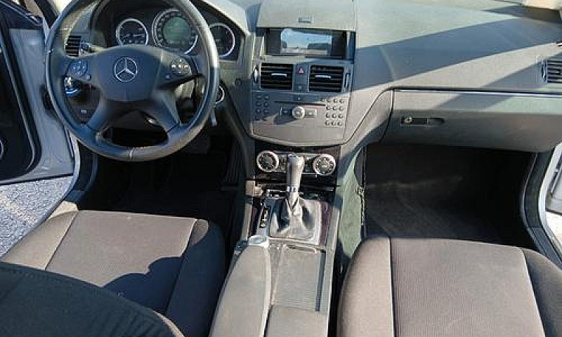 Mercedes-Benz C 200 ...