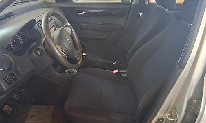 Suzuki Swift 1.3 4X4...
