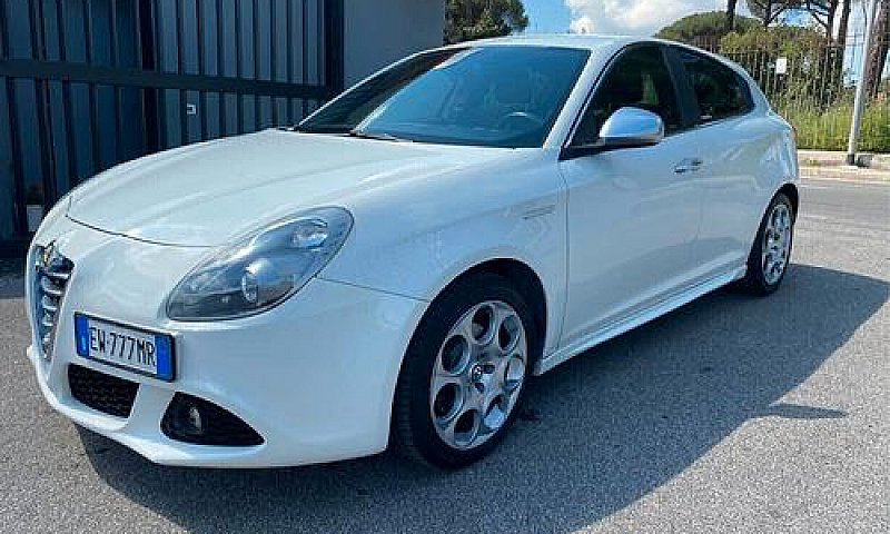 Alfa Romeo Giulietta...