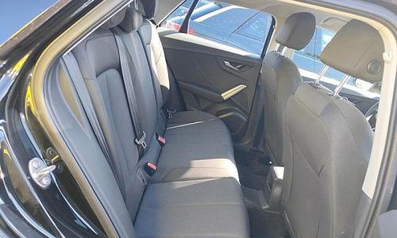 Audi Q2 35 Tdi Quatt...