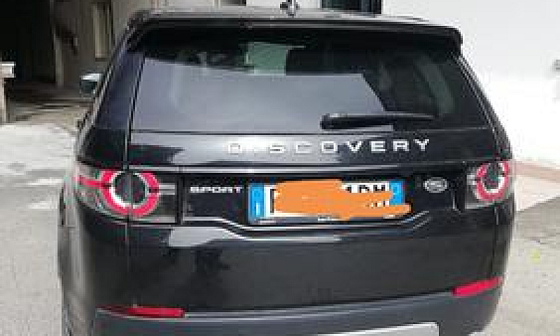 Land Rover Discovery...
