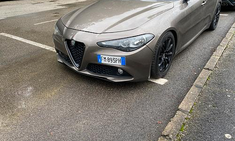 Alfa Romeo Giulia...