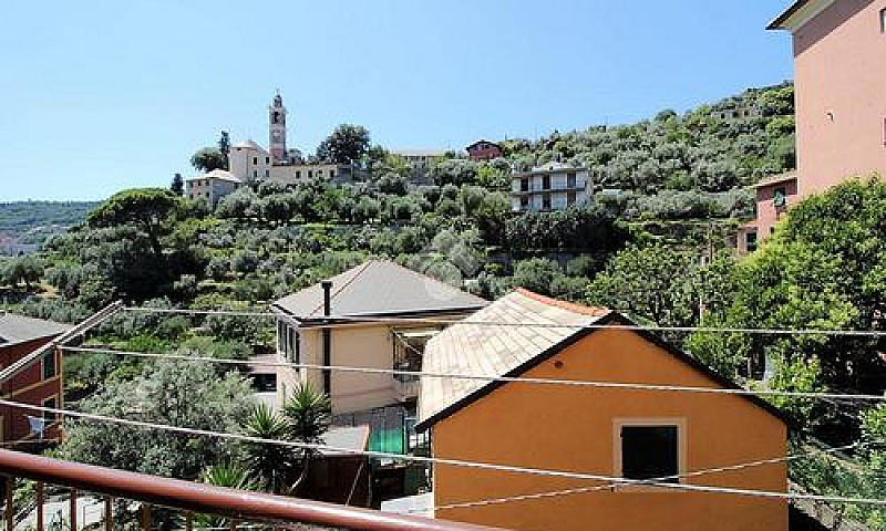 4 Locali A Genova...