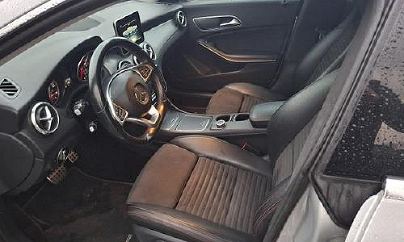 Mercedes-Benz Cla 18...