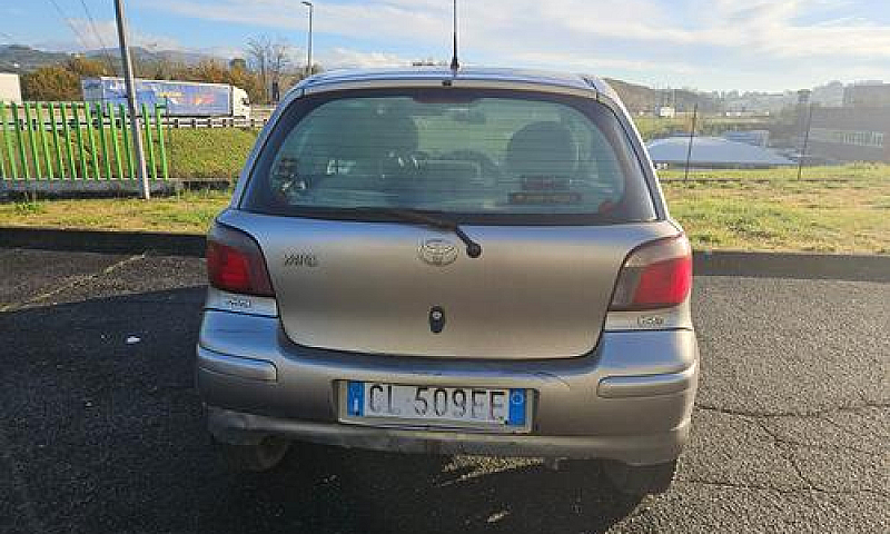 Toyota Yaris 1.4 Tdi...