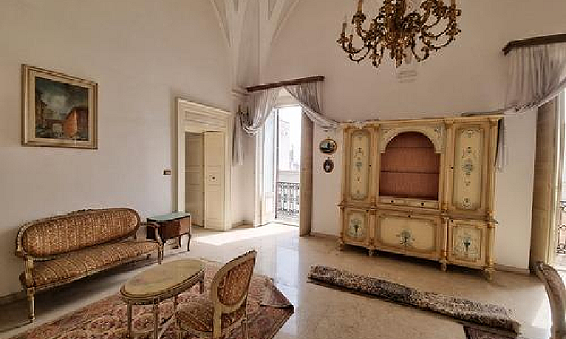 Palazzo Storico...